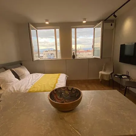 Апартаменты Sophisticated Scandinavian Design Prime Location *